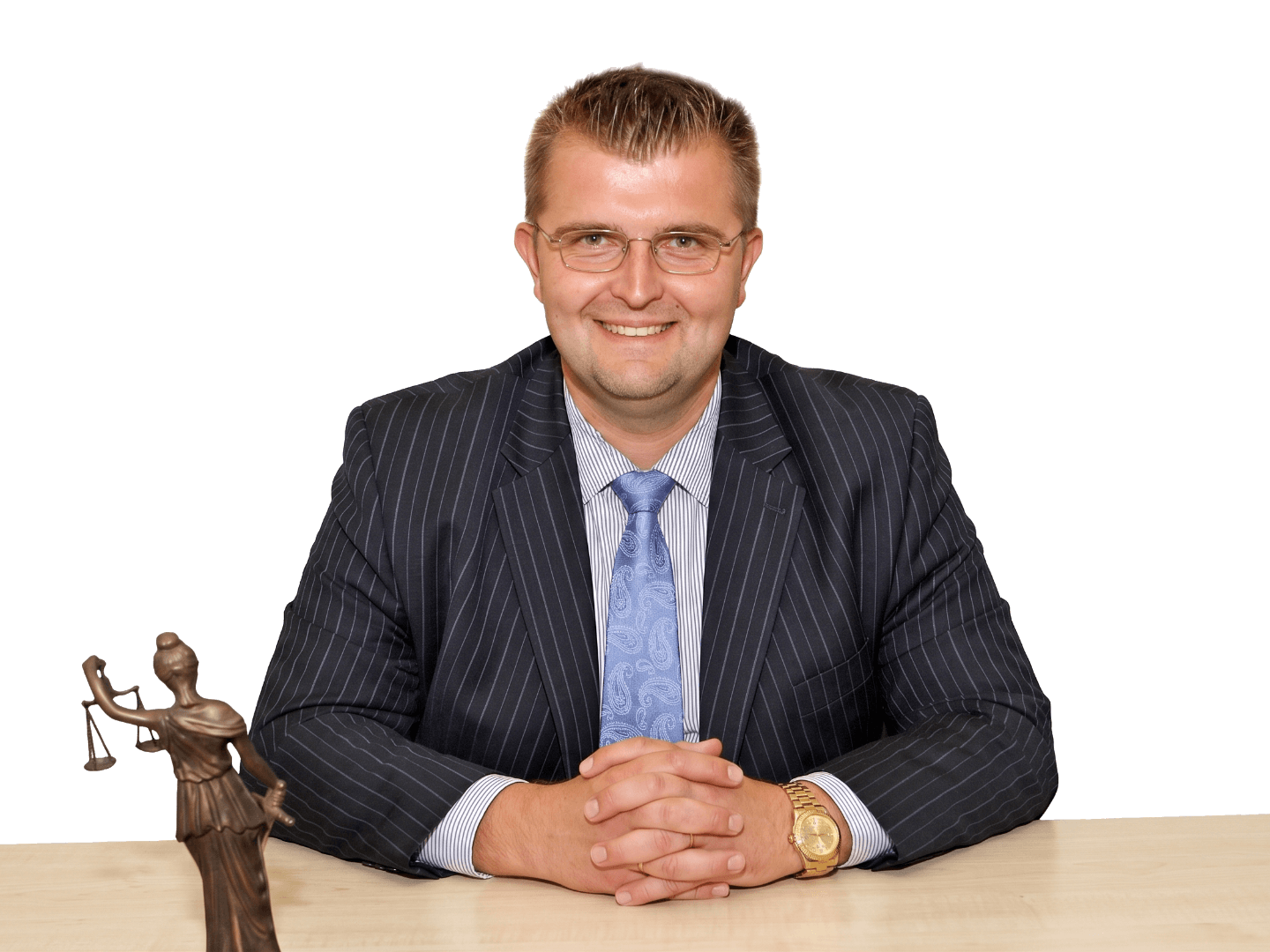 Adwokat Michael G. Brucki przy biurku